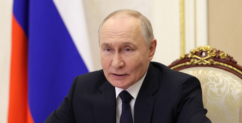 Путин назвал создание яслей важнейшей задачей для экономики